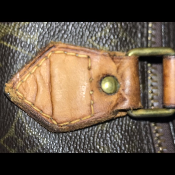 Vintage Pre-1980 Louis Vuitton Speedy 30. - Picture 8 of 16